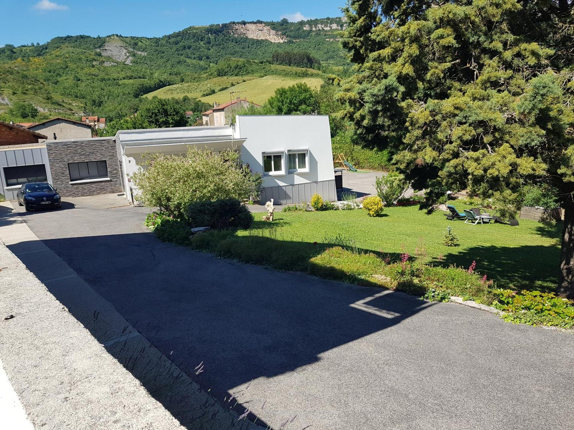 Gite Aux Tourterelles Tournemire  Exterior photo